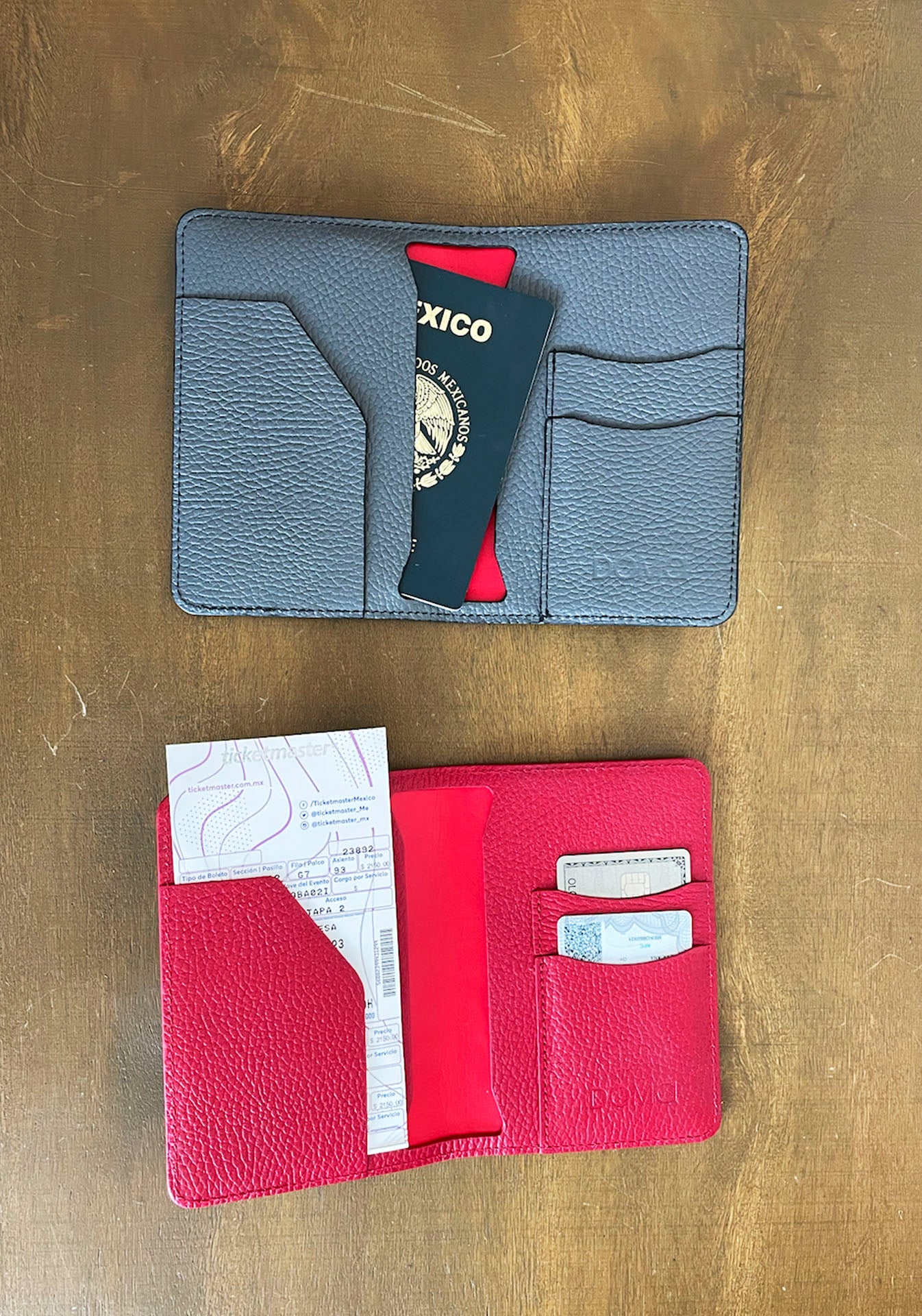 Portapasaportes de colores