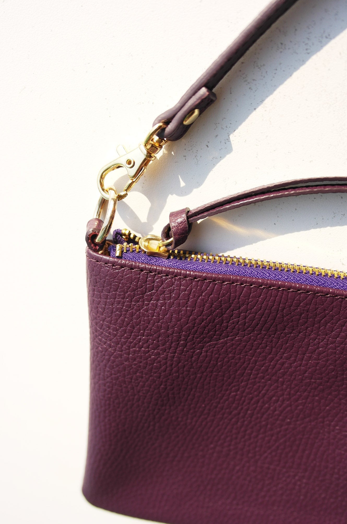 Bolsa Pouchette uva